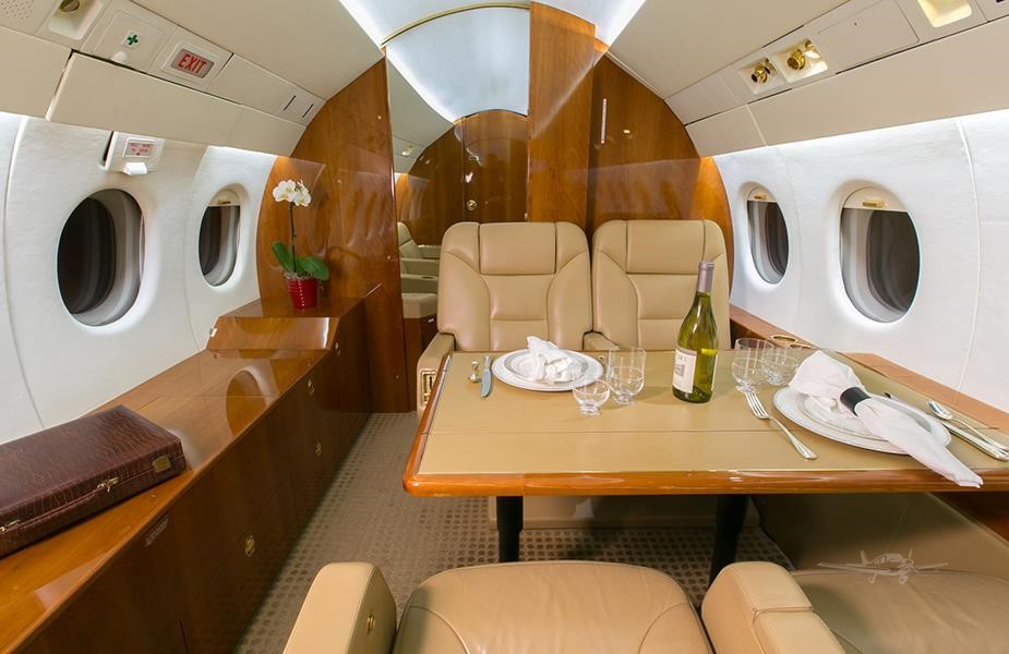 jet aziendale Dassault Falcon 900